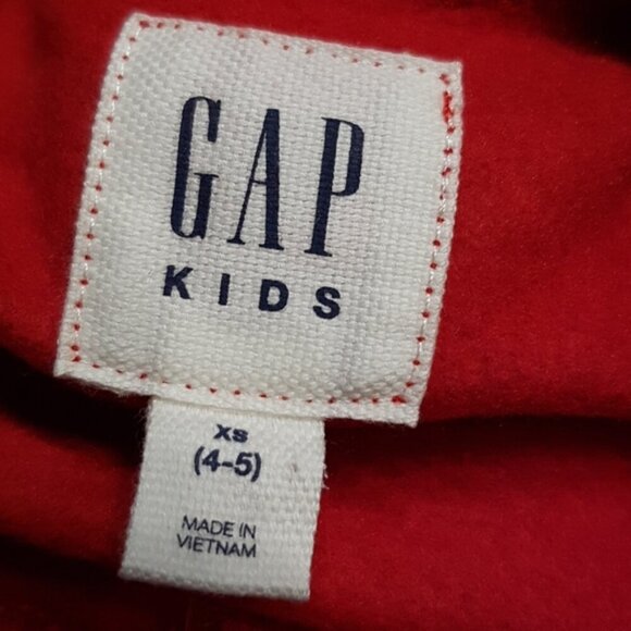 Gap boys size  4-5 or XS red sweatshirt new - Picture 3 of 4